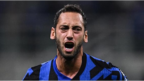 Calhanoglu mette nel mirino la Juve. E l'Inter spera: infortunio meno serio del previsto