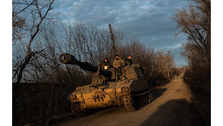 Ucraina, Russia avanza nel Donetsk: l'ammissione di Zelensky