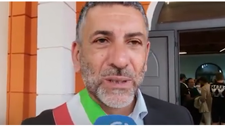 Torraca: sindaco denunciato per violenza sessuale, indagini in corso e la comunità lo difende