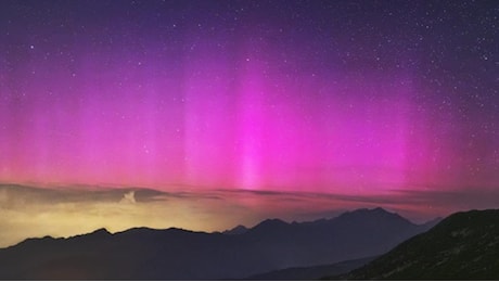 L’aurora boreale è visibile in Italia, immagini anche da Vieste in Puglia!