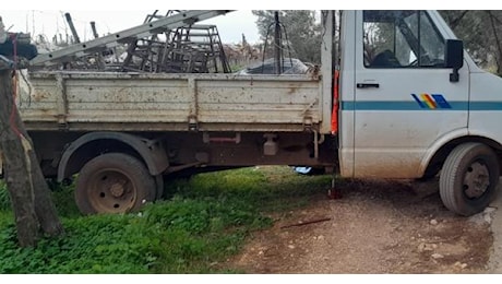 Mola di Bari, operaio agricolo travolto e ucciso dal mezzo che aveva appena parcheggiato FOTO