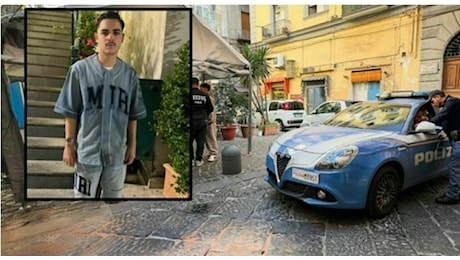 Arcangelo Correra come è morto il 18enne a Napoli: colpito da un proiettile alla testa, testava una pistola con amici