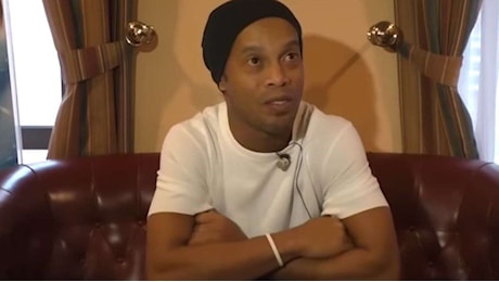 Ronaldinho: “Amo i tifosi del Milan, sono stato bene. Mi piace Leao, io e Allegri…”