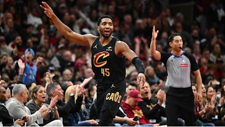 Cleveland vince anche con i Bulls e resta imbattuta. Successi per Lakers e Golden State