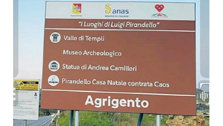 Errore ortografico sul cartello stradale, lo strafalcione diventa virale in pochi minuti, “Cartello rimosso”