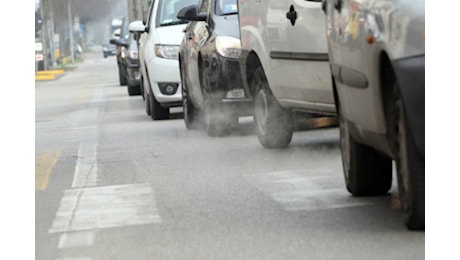 Misure antismog, da domani fino a lunedì 30 dicembre scatta la misura arancio