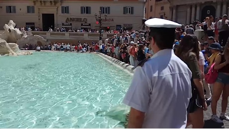 Fontana di Trevi a numero chiuso dal Giubileo. Gualtieri: Ticket? potrebbe essere di 1 o 2 euro”