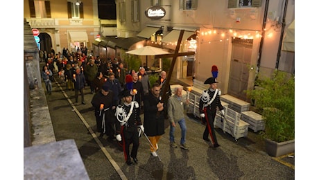 Il centro di Rieti si raccoglie per San Francesco con la marcia della pace | FOTO