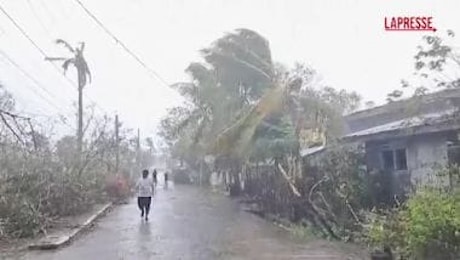 Le Filippine attendono l'arrivo del tifone Usagi