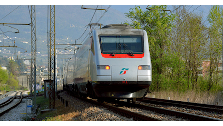 Treni, in arrivo uno sciopero nazionale di 24 ore: ecco tutti i dettagli