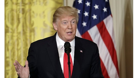 Trump ha escluso smartphone, computer e chip dai dazi