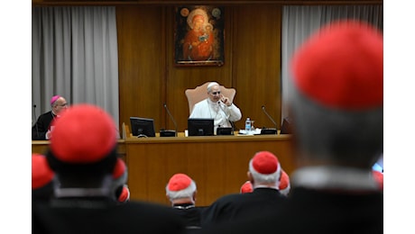 Leone XIV ai cardinali: «Camminiamo sulla via del Concilio Vaticano II»