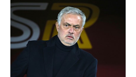 Mourinho: “Quando ero alla Roma arbitro e VAR hanno deciso di farci perdere la finale di Europa League”