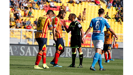 Como - Lecce, fischia Piccinini: nelle 18 partite dirette dall’arbitro romagnolo i giallorossi hanno ottenuto 8 vittorie