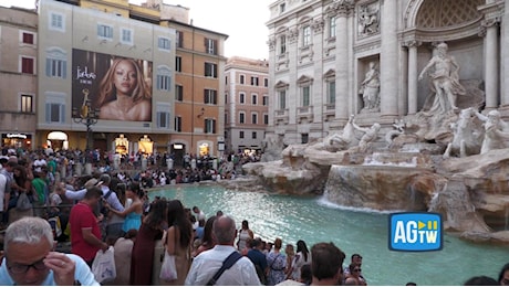 Ticket per Fontana di Trevi, Federalberghi: «Ingresso a pagamento significherebbe accanirsi sul turista»