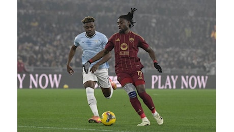 Roma-Lazio, Koné spegne il ‘duello’ con Guendouzi: le parole in conferenza