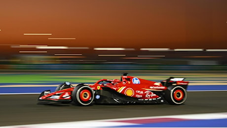 F1 Qatar, duello Ferrari-McLaren. Leclerc domina le libere davanti a Norris e Piastri, 4° Sainz