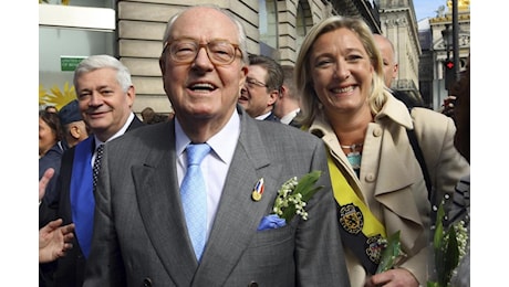 Addio a Le Pen, “l’uomo nero” che dal nulla ha inventato l’estrema destra