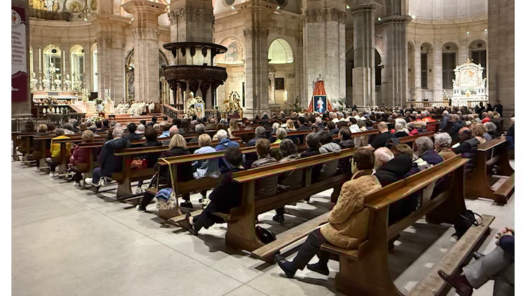 Il Duomo di Pavia gremito per ricordare Papa Francesco - Diocesi di Pavia
