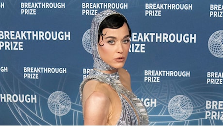 Katy Perry e la missione spaziale: «Sono felice di poter ispirare le ragazze e invogliarle a prendere spazio nella vita e nella società»