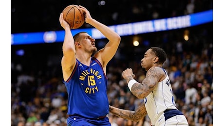 NBA, risultati della notte: Jokic torna ma vince Dallas senza Doncic, Warriors e Bucks ok