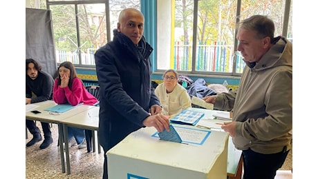 Referendum a Cosenza, ma (quasi) nessuno va a votare e a vincere è il “no”