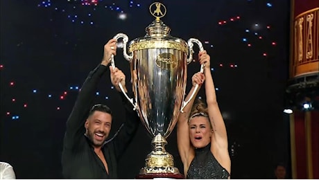 “Ballando con le stelle”: Bianca Guaccero e Giovanni Pernice sono i vincitori del 2024