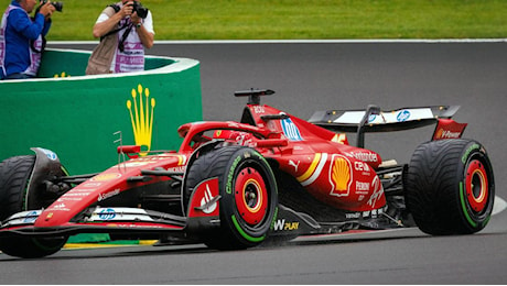 F1 Gp Belgio live, Leclerc in pole. Perez secondo. Verstappen parte 11esimo. La gara in diretta