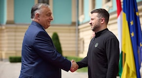 Orbán spinge Kiev: Subito una tregua e via ai negoziati. Ma Zelensky frena