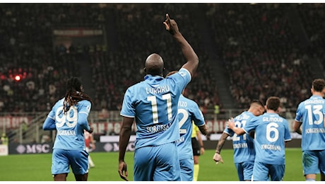 Milan-Napoli 0-2, azzurri super: Lukaku e Kvaratskhelia portano Conte a +7 in classifica sull'Inter