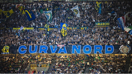 Inter, la curva ultrà cambia striscione. E da fine stagione possibile il ritorno ai nomi dei gruppi storici