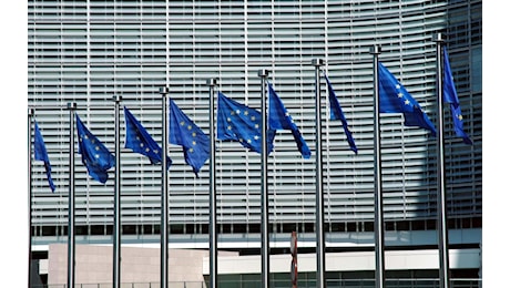 Dazi, Ue non si fida di Trump: pronto un pacchetto da 100 miliardi senza accordo con gli Usa