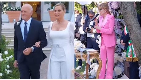 Simona Ventura matrimonio, le pagelle dei look: la sposa in pantaloni (7), Milly Carlucci Barbiecore (8), Barbara Valle improbabile (4)