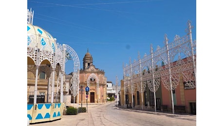 Melpignano, il borgo della cultura incendiato dalla taranta