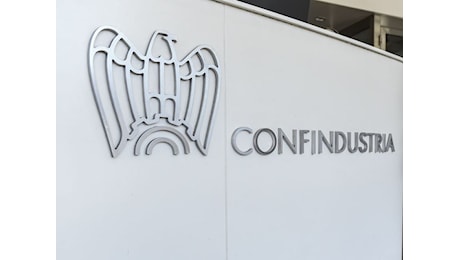 Congiuntura flash Confindustria: in Italia nel terzo trimestre servizi in rallentamento