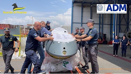 Droni per uso bellico sequestrati nel porto di Gioia Tauro: erano diretti in Libia