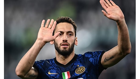 Infortunio Calhanoglu, l’esito degli esami: salta Inter Juve? Le ultimissime sulle sue condizioni