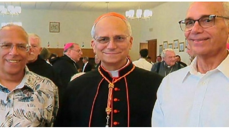 Papa Prevost, il fratello: «Da bambino giocava a fare il prete con l'asse da stiro, caramelle al posto delle ostie. Il nome Leone? Gli avevo detto di no» - Il Messaggero Papa Prevost, il fratello: «Da bambino giocava a fare il prete con l'asse da stiro, caramelle al posto delle ostie. Il nome Leone? Gli avevo detto di no» - Il Messaggero