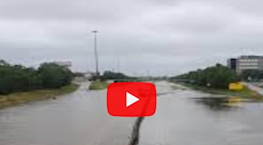 Meteo video: l'uragano Beryl colpisce duramente la città di Houston