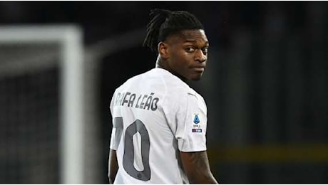 Leao: Felice di fare un'altra stagione con questa maglia. Posso essere uno dei migliori, non solo al Milan ma nel mondo