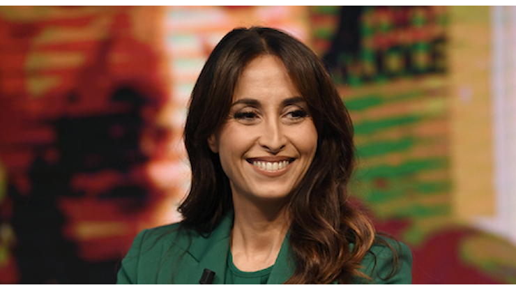 Benedetta Parodi lascia Bake Off Italia: la nuova conduttrice è Brenda Lodigiani - iO Donna Benedetta Parodi lascia Bake Off Italia: la nuova conduttrice è Brenda Lodigiani - iO Donna
