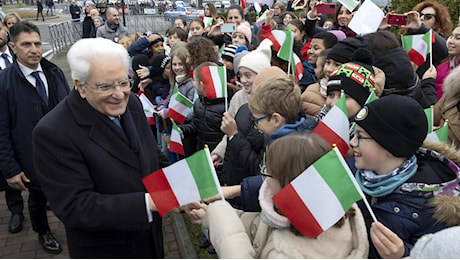 Mattarella contro i negazionisti del clima: “Non sottovalutare i disastri ambientali”