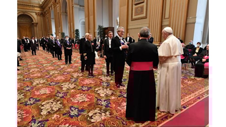 «Al mondo serve un Papa che sia padre. Ma anche diplomatico»