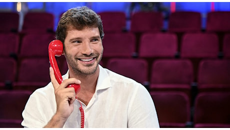 Stefano De Martino: «Il divorzio con Belén è ufficiale. Un secondo figlio solo quando Santiago avrà 18 anni. Sanremo? Mi piacerebbe»