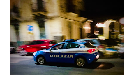 Orrore a Milano, 16enne disabile seviziato e filmato