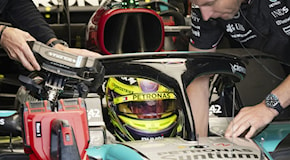 Lewis Hamilton condannato a morte dalla Mercedes: l'accusa terremota il circus