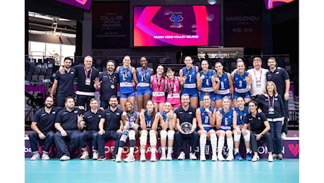 Milano, il netto 3-0 sulle brasiliane del Praia vale il primo storico bronzo mondiale!