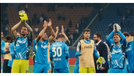 VIDEO Coro da brividi dei tifosi per gli azzurri a San Siro a fine partita