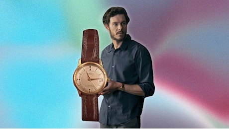 Avete già capito che orologio indossa Adam Brody in Nobody Wants This?