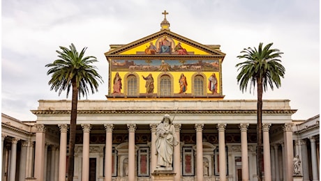 L’apertura della Porta Santa di San Paolo fuori le Mura